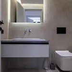 Skyline Penthouse - Dual Pools Sarandë