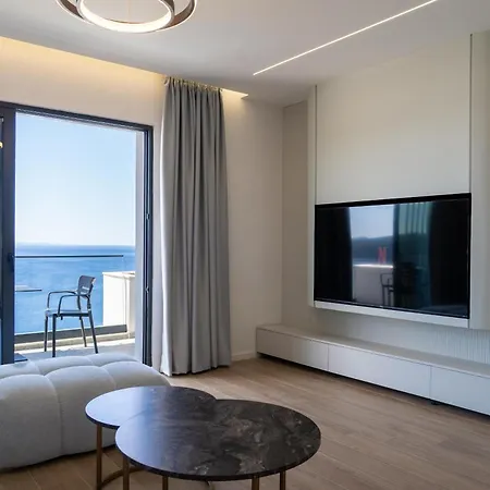 Skyline Penthouse - Dual Pools *