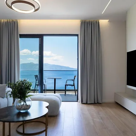 Skyline Penthouse - Dual Pools Apartmán Sarandë